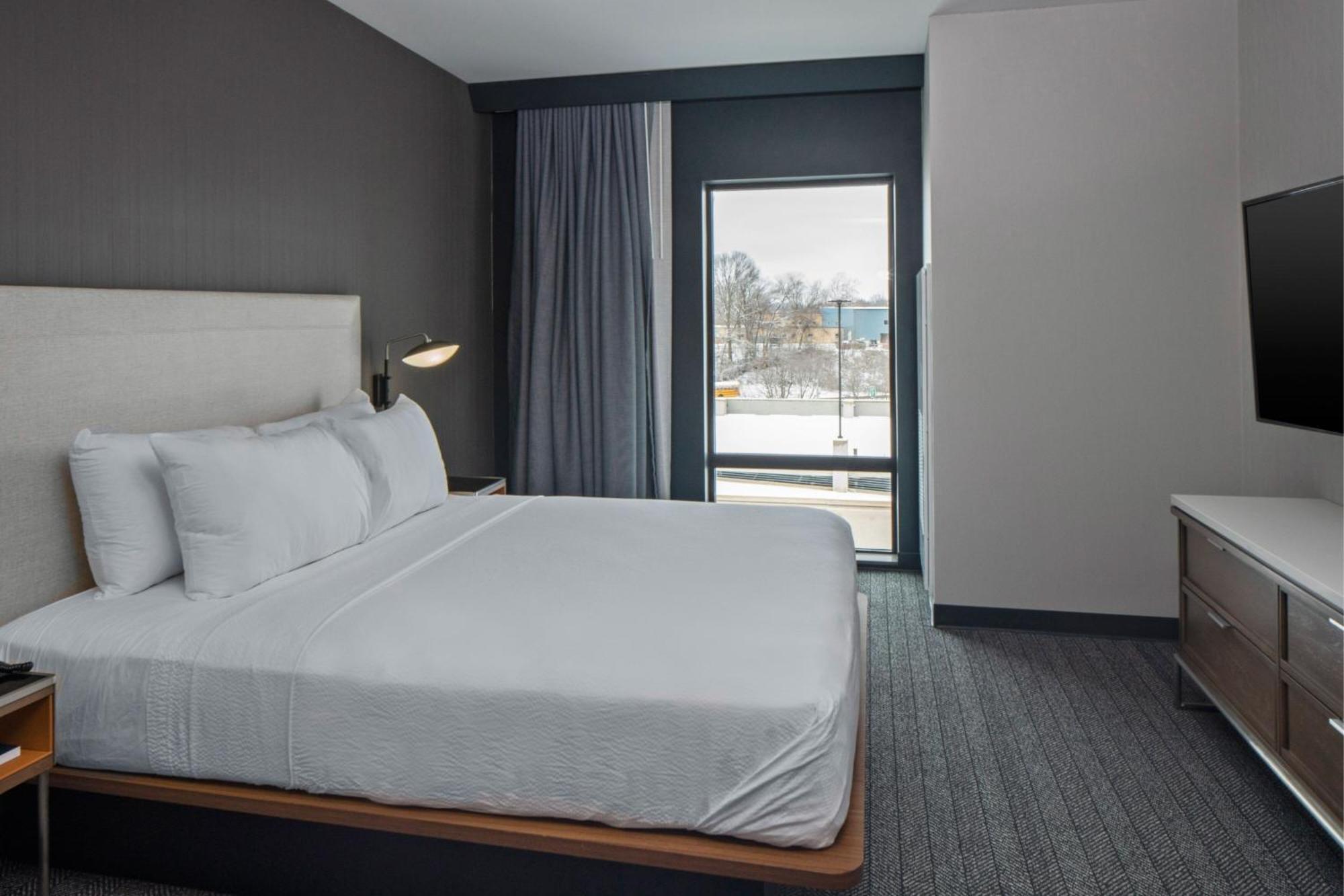 Courtyard By Marriott Jefferson Jefferson City