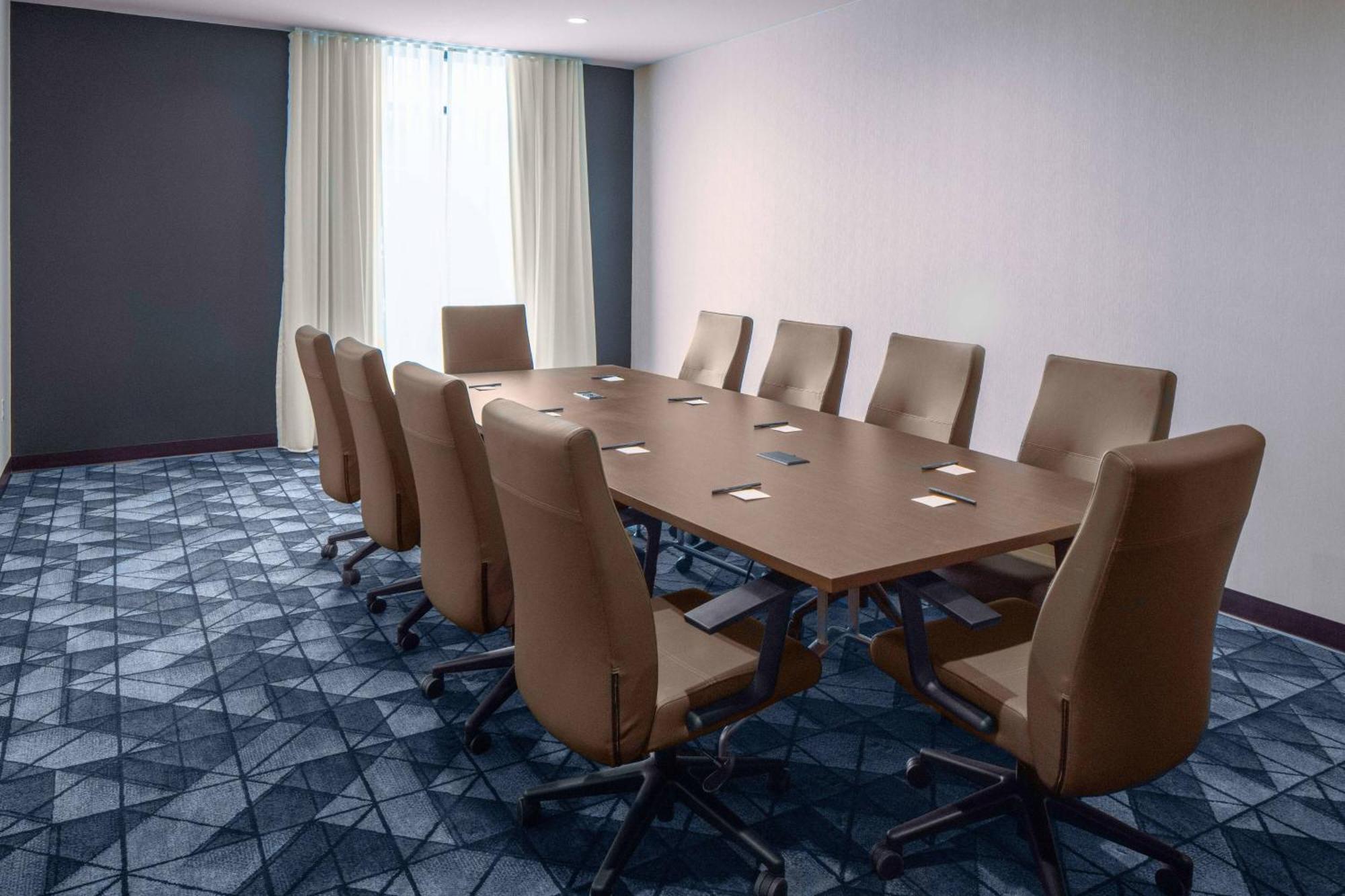 Courtyard By Marriott Jefferson Jefferson City